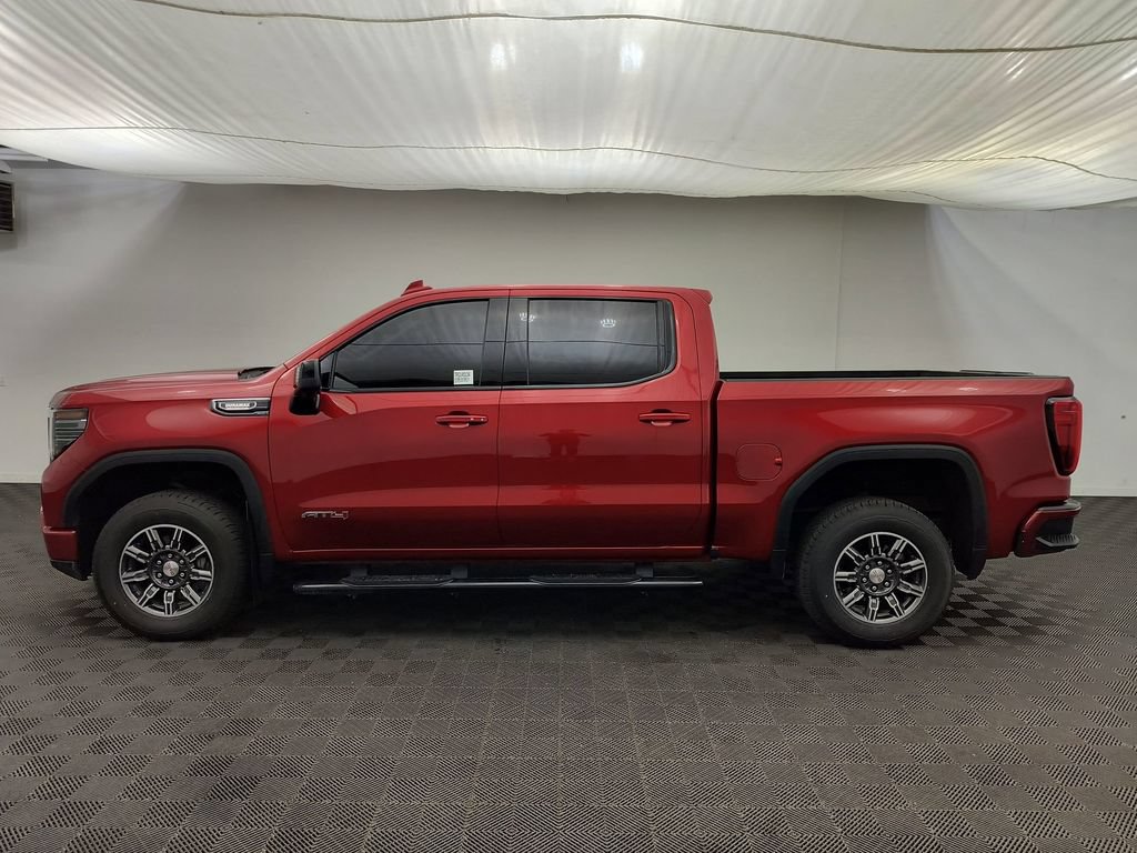 Used 2024 GMC Sierra 1500 AT4 w/ AT4 Preferred Package AWD/4WD image 2