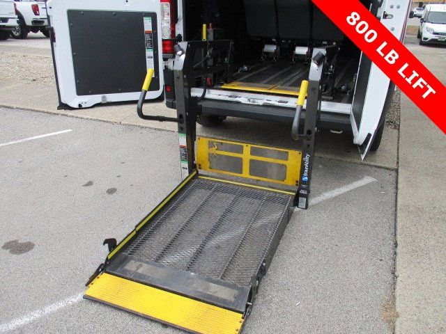 Used 2017 RAM ProMaster 2500 w/ Premium Appearance Group image 7