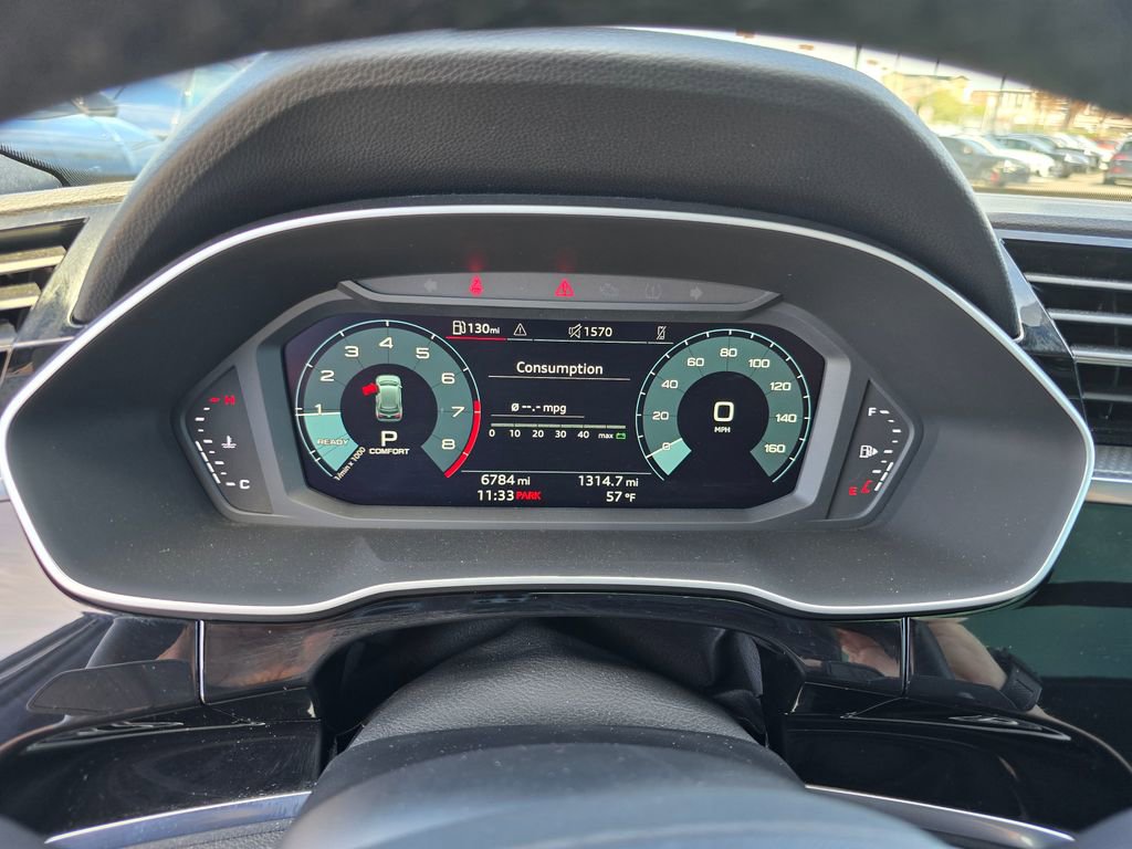 Used 2025 Audi Q3 2.0T Premium w/ Convenience Package image 6