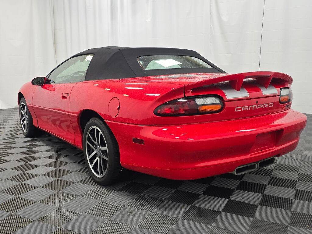 Used 2002 Chevrolet Camaro Z28 w/ SS Performance/Appearance Pkg RWD image 3