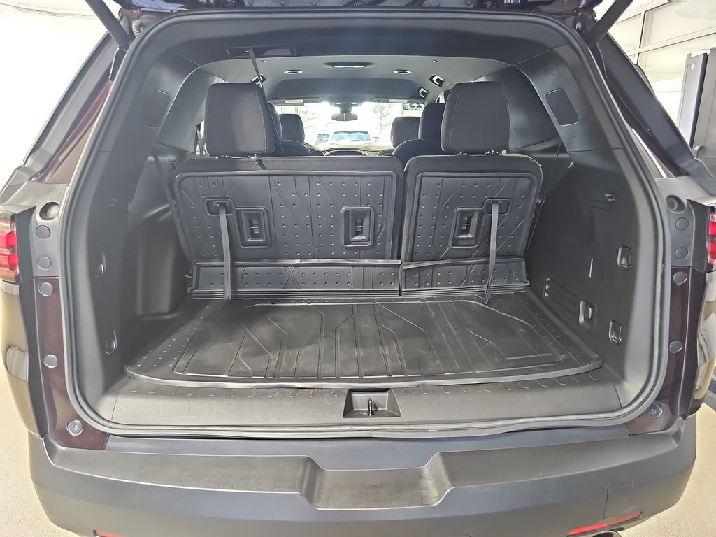 Certified 2023 Chevrolet Traverse LT FWD image 17
