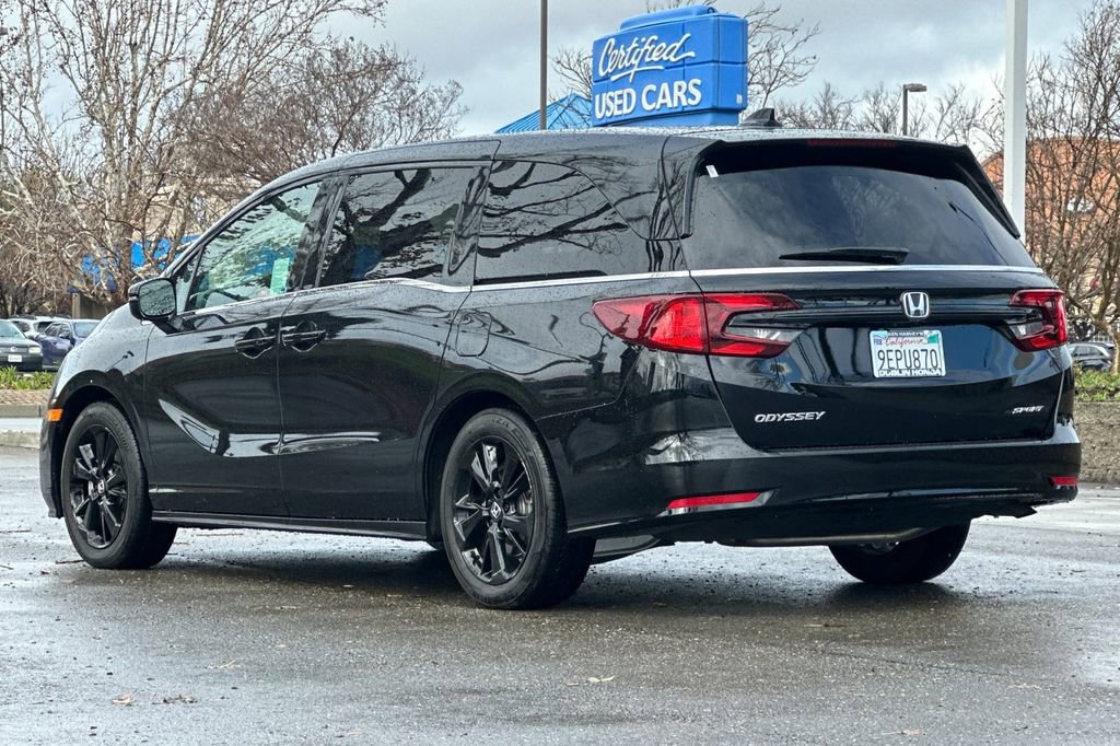 Certified 2023 Honda Odyssey Sport image 6