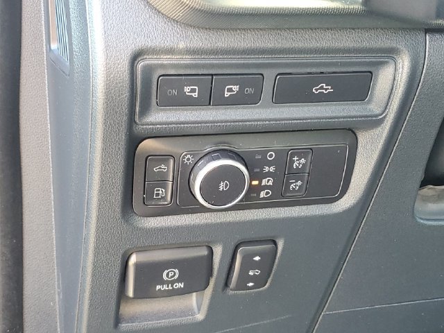 Used 2022 Ford F150 Platinum w/ Equipment Group 701A High AWD/4WD image 9