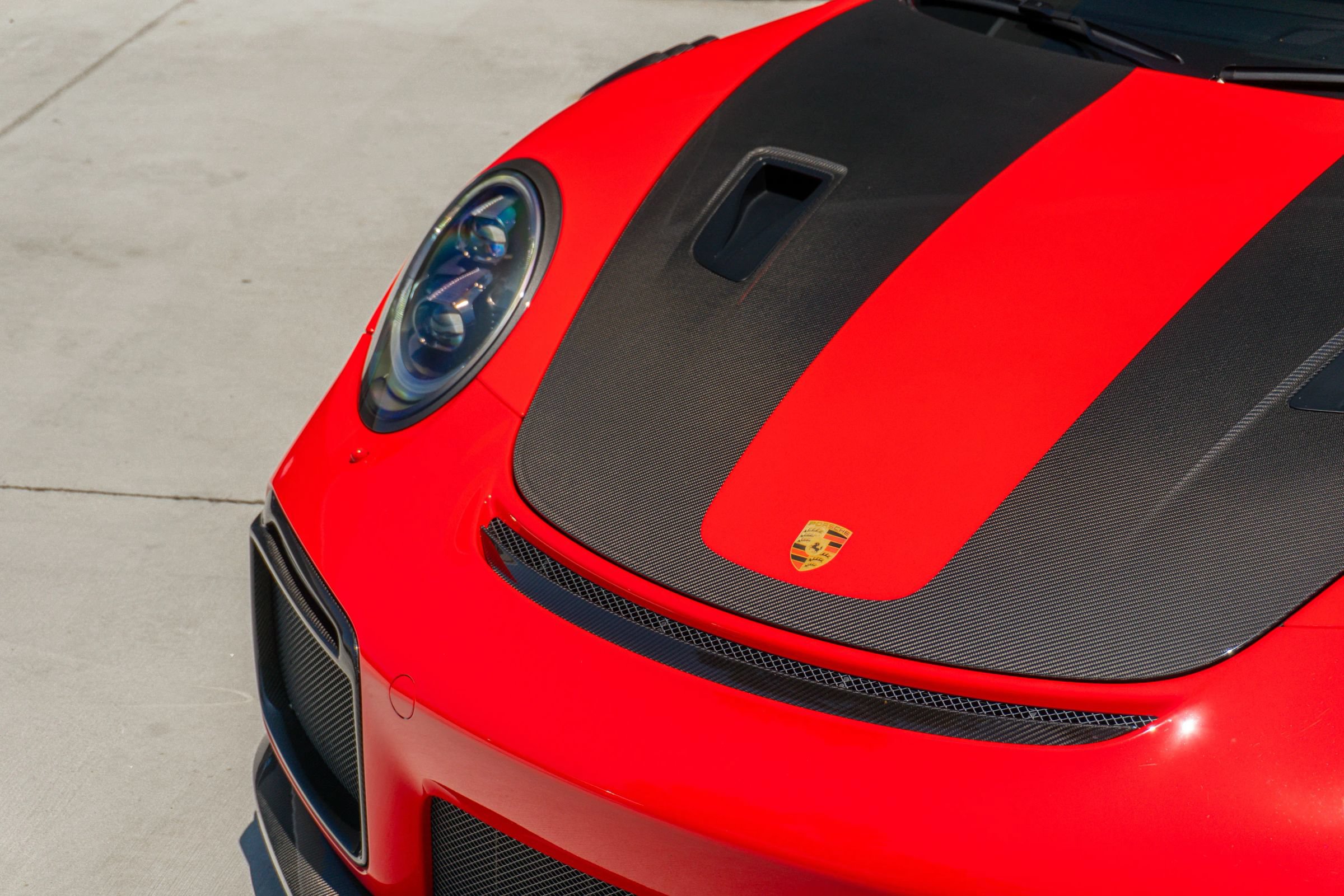 Used 2018 Porsche 911 GT2 RS RWD image 21