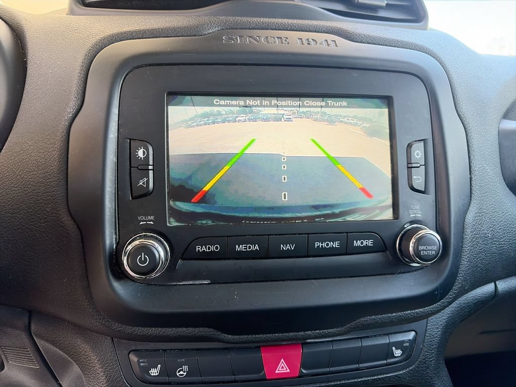 Used 2016 Jeep Renegade Limited FWD image 23