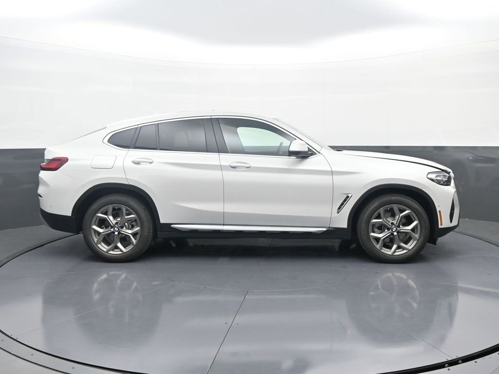 New 2025 BMW X4 xDrive30i w/ Premium Package image 8