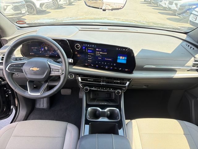 Certified 2026 Chevrolet Traverse LT w/ Driver Confidence Package FWD image 14