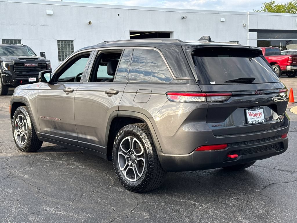 Used 2022 Jeep Grand Cherokee Trailhawk AWD/4WD image 8
