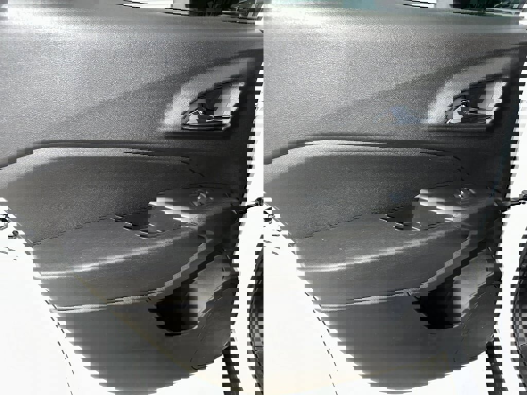 Certified 2024 Chevrolet Trax LS w/ Driver Confidence Package image 15