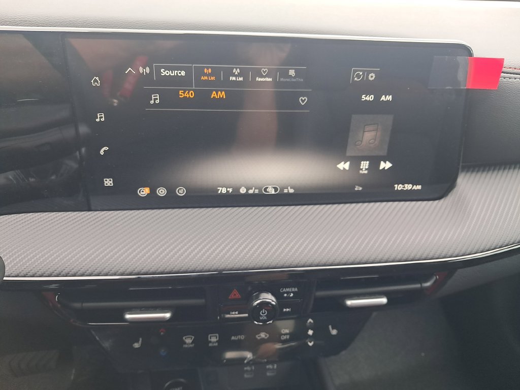 New 2026 Nissan Kicks SR w/ SR Premium Package FWD image 38