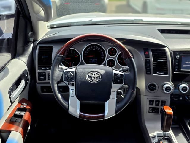 Used 2015 Toyota Sequoia Platinum AWD/4WD image 13