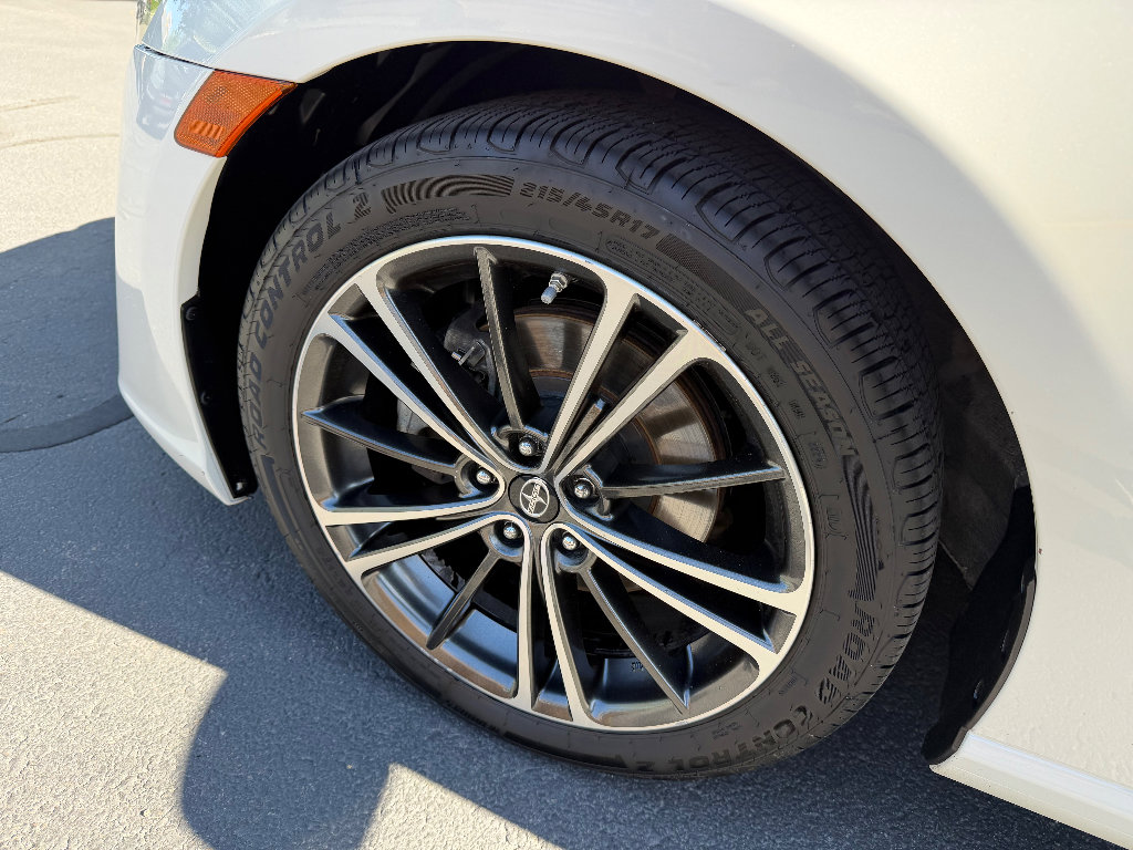 Used 2013 Scion FR-S RWD image 11