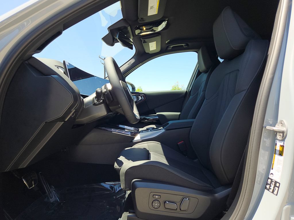 New 2026 BMW X3 xDrive30i w/ M Sport Package AWD/4WD image 8