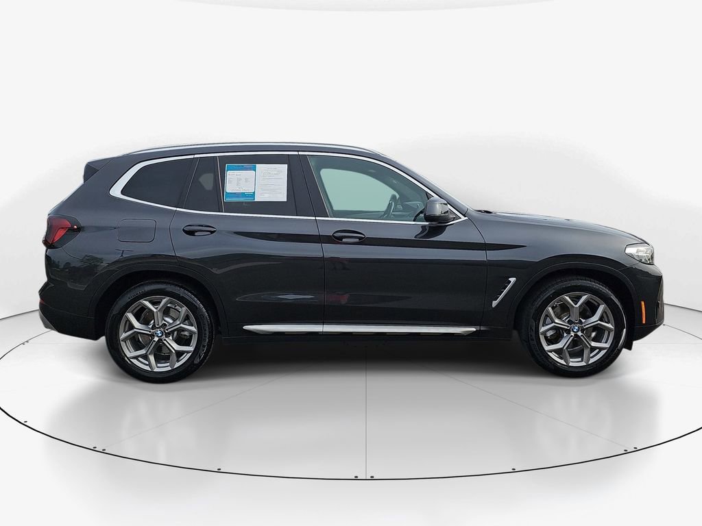 Used 2023 BMW X3 sDrive30i w/ Premium Package image 4
