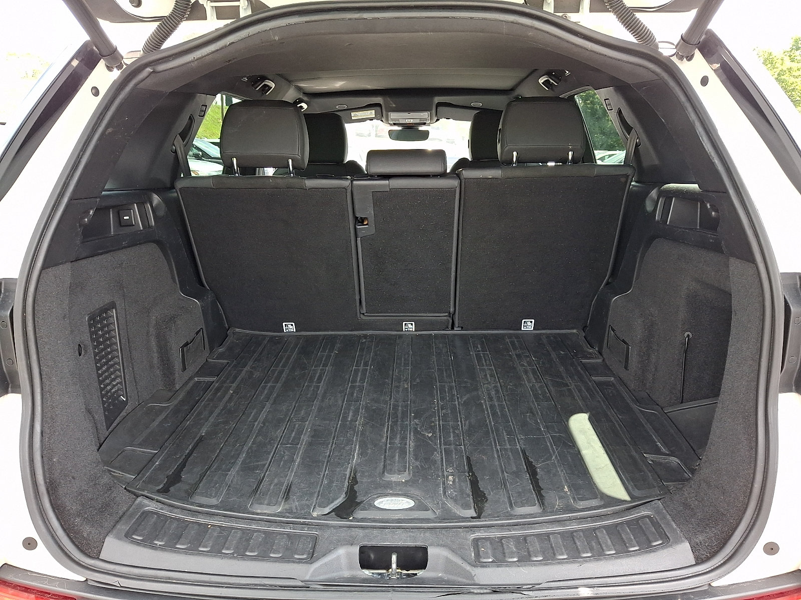 Used 2021 Land Rover Discovery Sport S AWD/4WD image 28