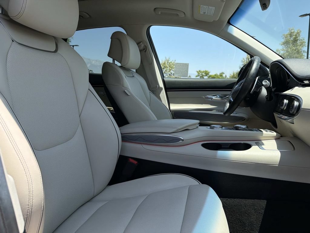 Used 2024 Genesis GV70 2.5T w/ Advanced Package AWD/4WD image 20