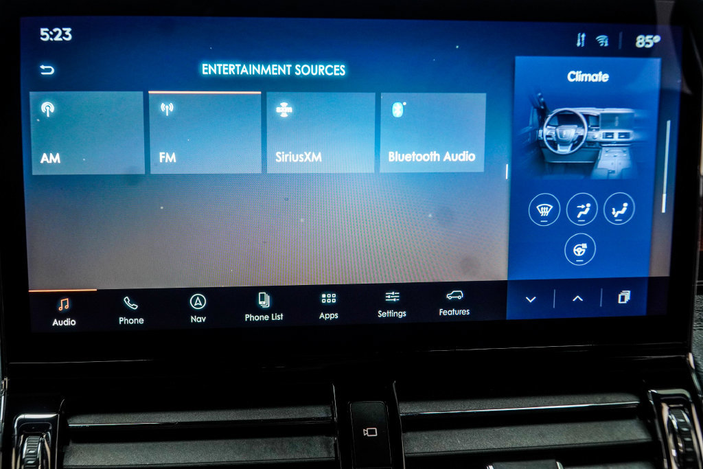Used 2024 Lincoln Navigator Premiere AWD/4WD image 28