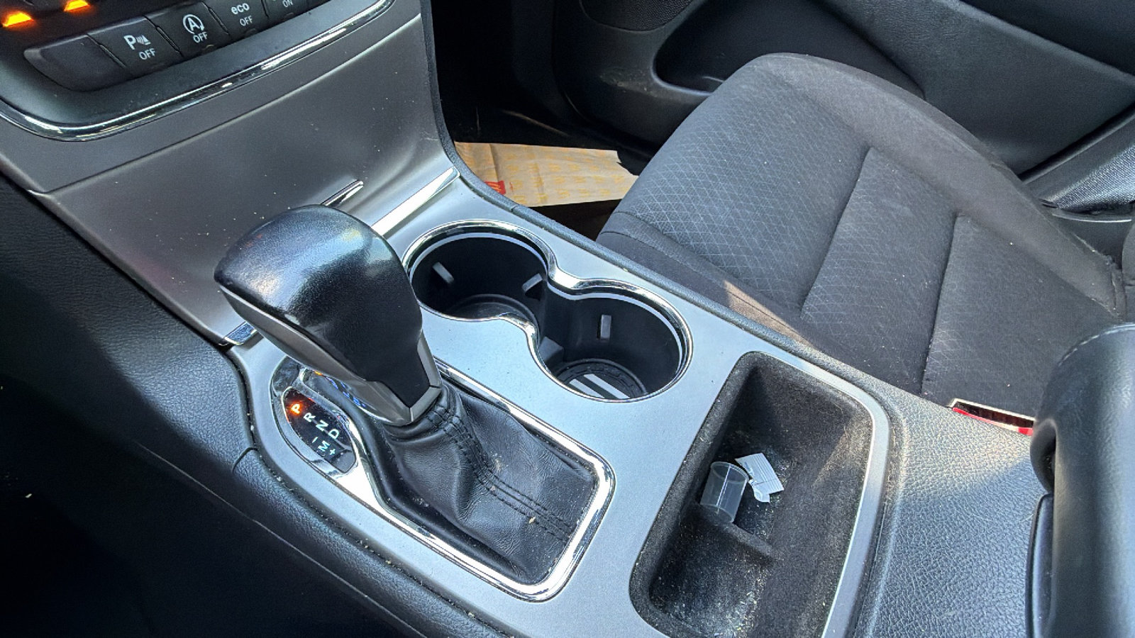 Used 2020 Jeep Grand Cherokee Laredo RWD image 31