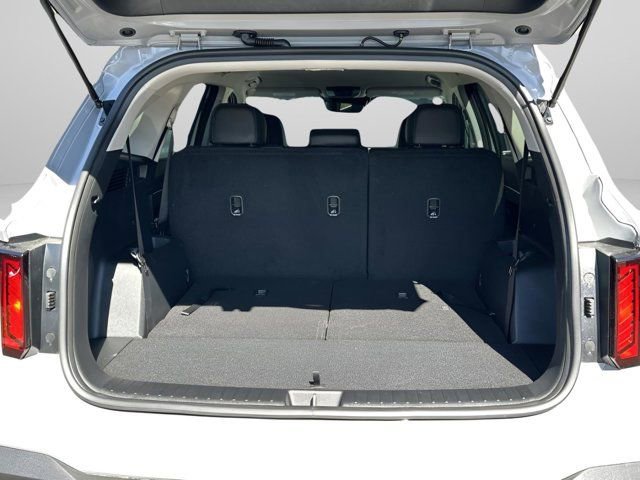 New 2026 Kia Sorento S FWD image 32