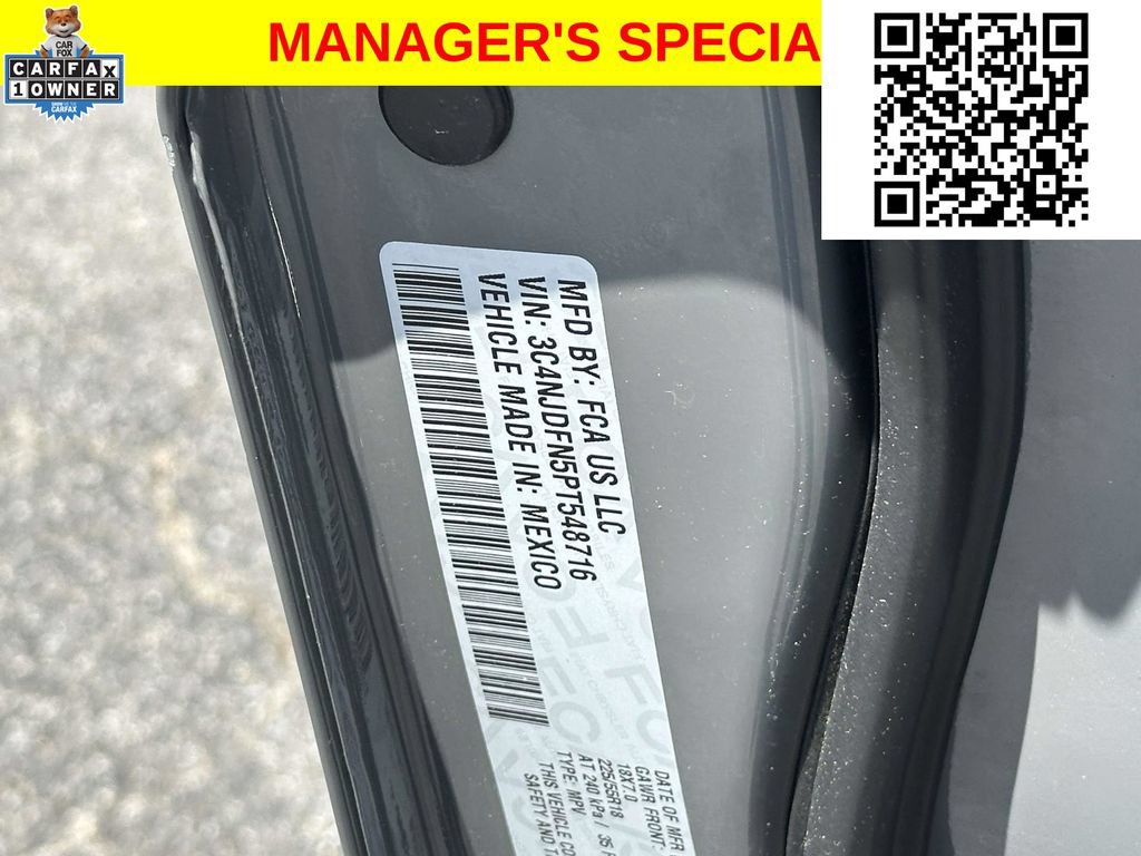 Used 2023 Jeep Compass Latitude w/ Sun and Sound Group AWD/4WD image 18