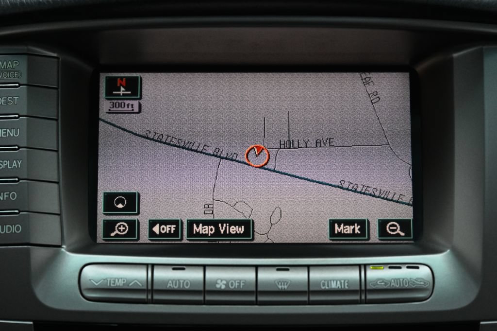 Used 2006 Lexus LX 470 4WD image 33