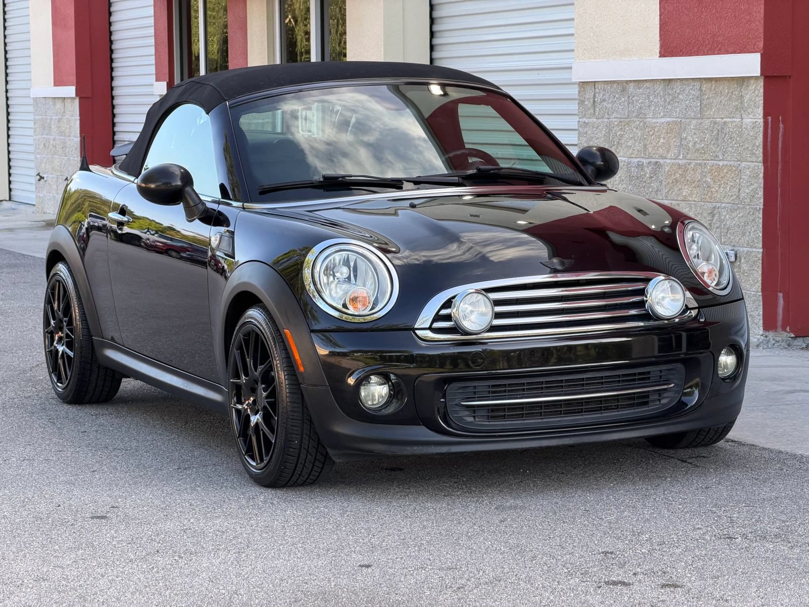 Used 2013 MINI Cooper Roadster FWD image 4