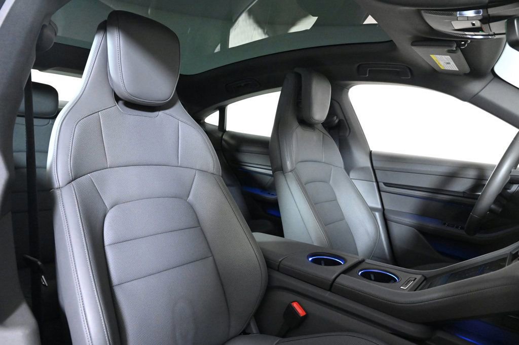 Used 2024 Porsche Taycan 4S image 17