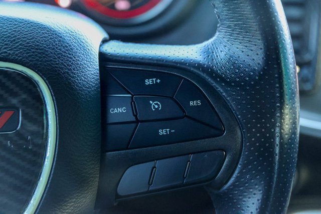 Used 2018 Dodge Challenger R/T image 25