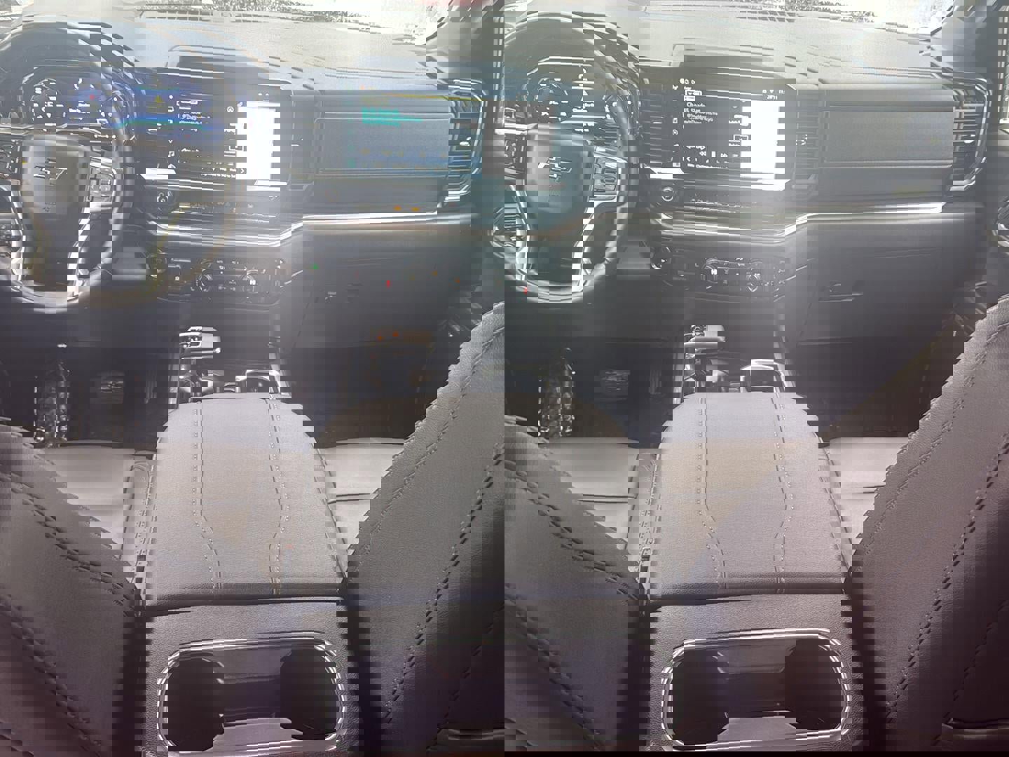 Used 2024 Chevrolet Silverado 1500 RST w/ RST All Star Premium Package image 15