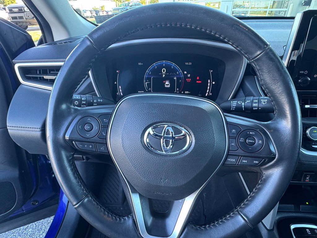 Used 2024 Toyota Corolla Cross XLE w/ Convenience Package AWD/4WD image 22