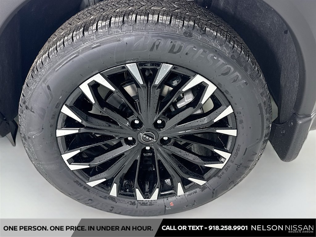 New 2026 Nissan Rogue Dark Armor FWD image 31