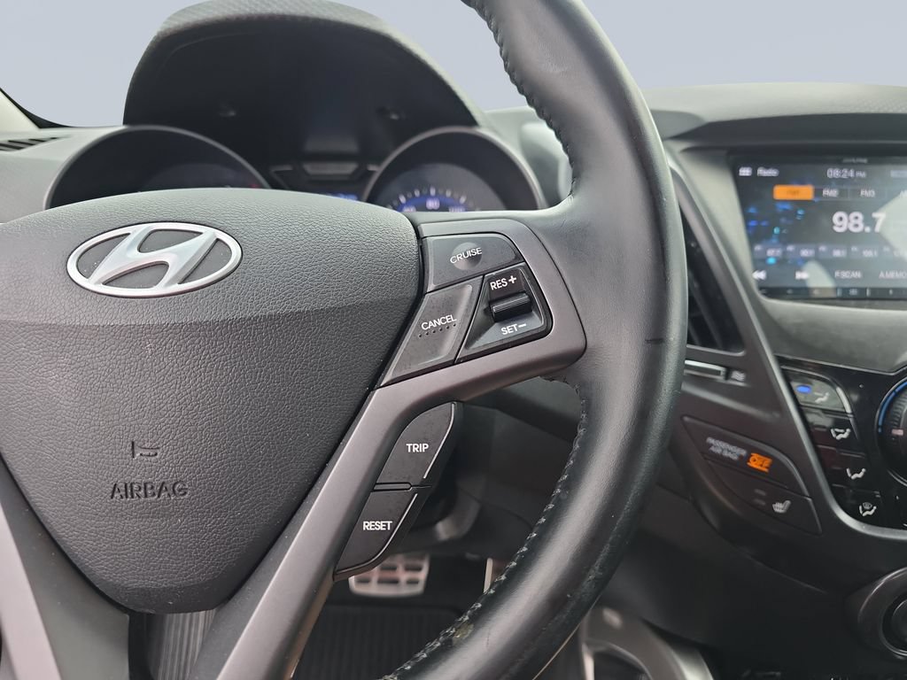 Used 2013 Hyundai Veloster Turbo FWD image 19