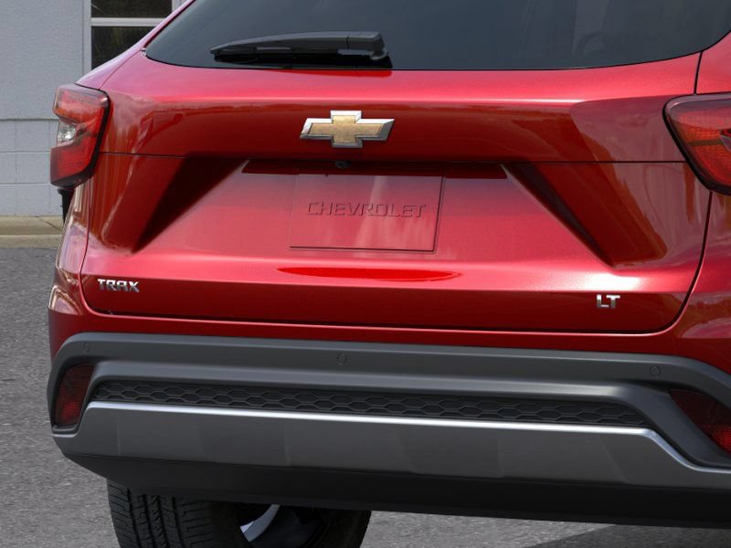 New 2026 Chevrolet Trax LT w/ Driver Confidence Package FWD image 21