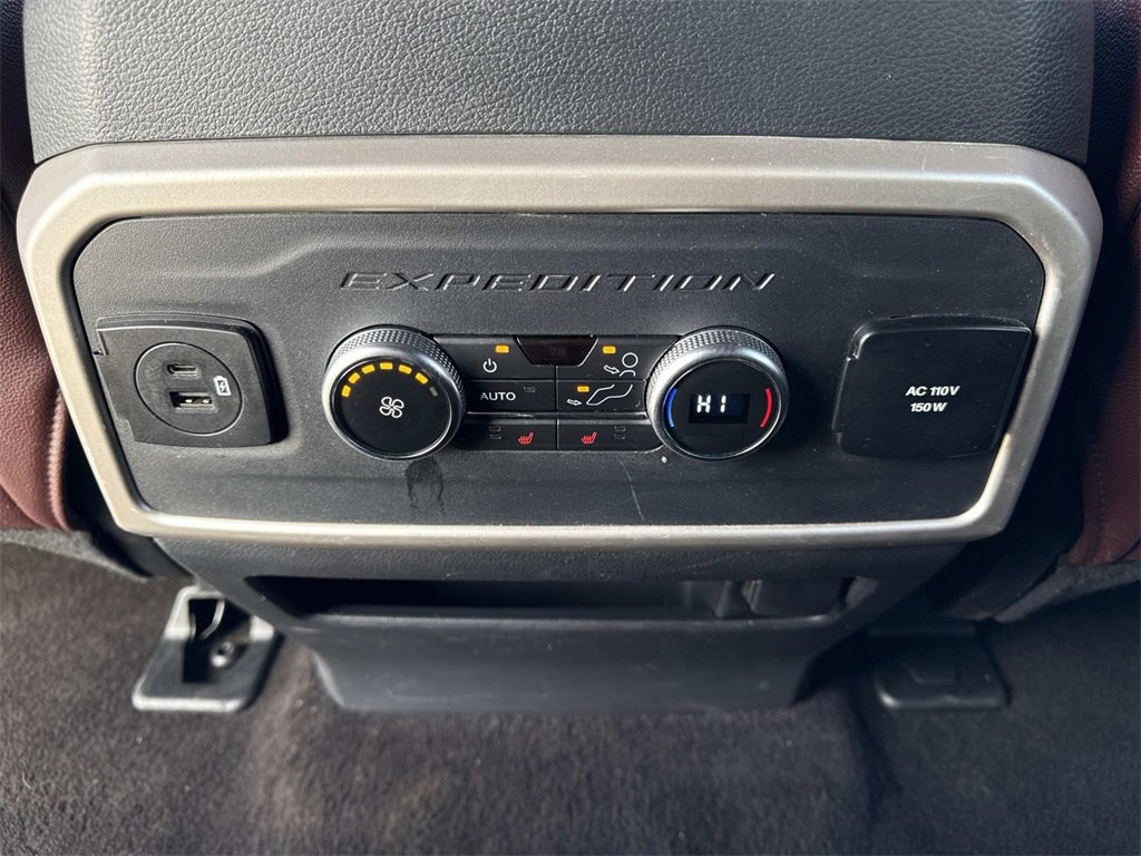 Used 2023 Ford Expedition Max Limited image 25