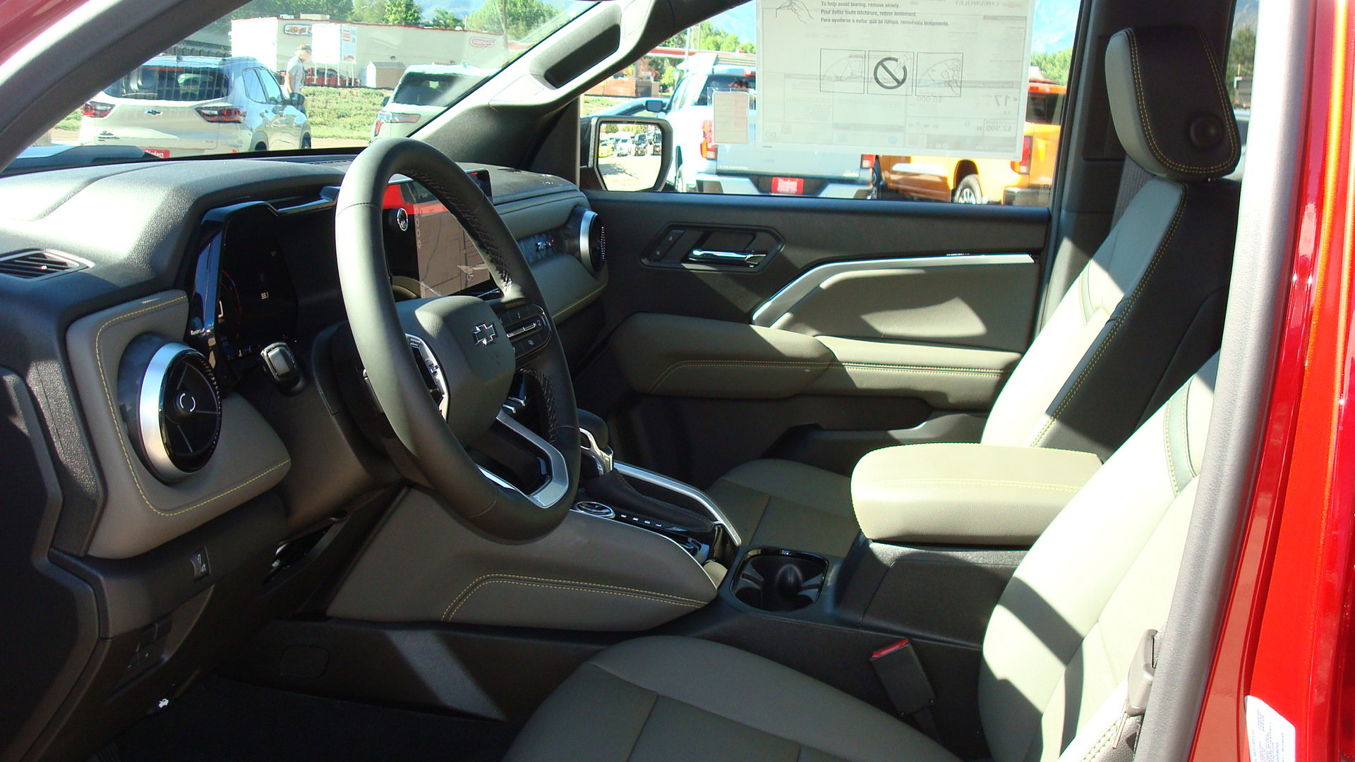 New 2026 Chevrolet Colorado ZR2 w/ Technology Package image 8
