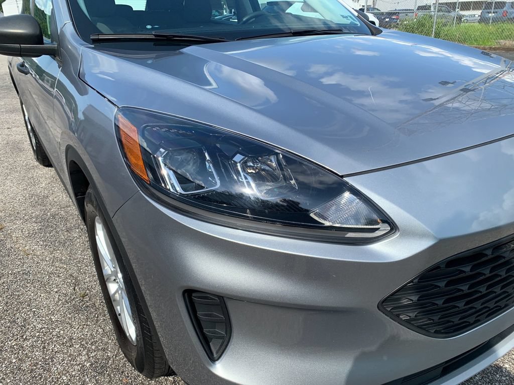 Used 2022 Ford Escape S AWD/4WD image 34