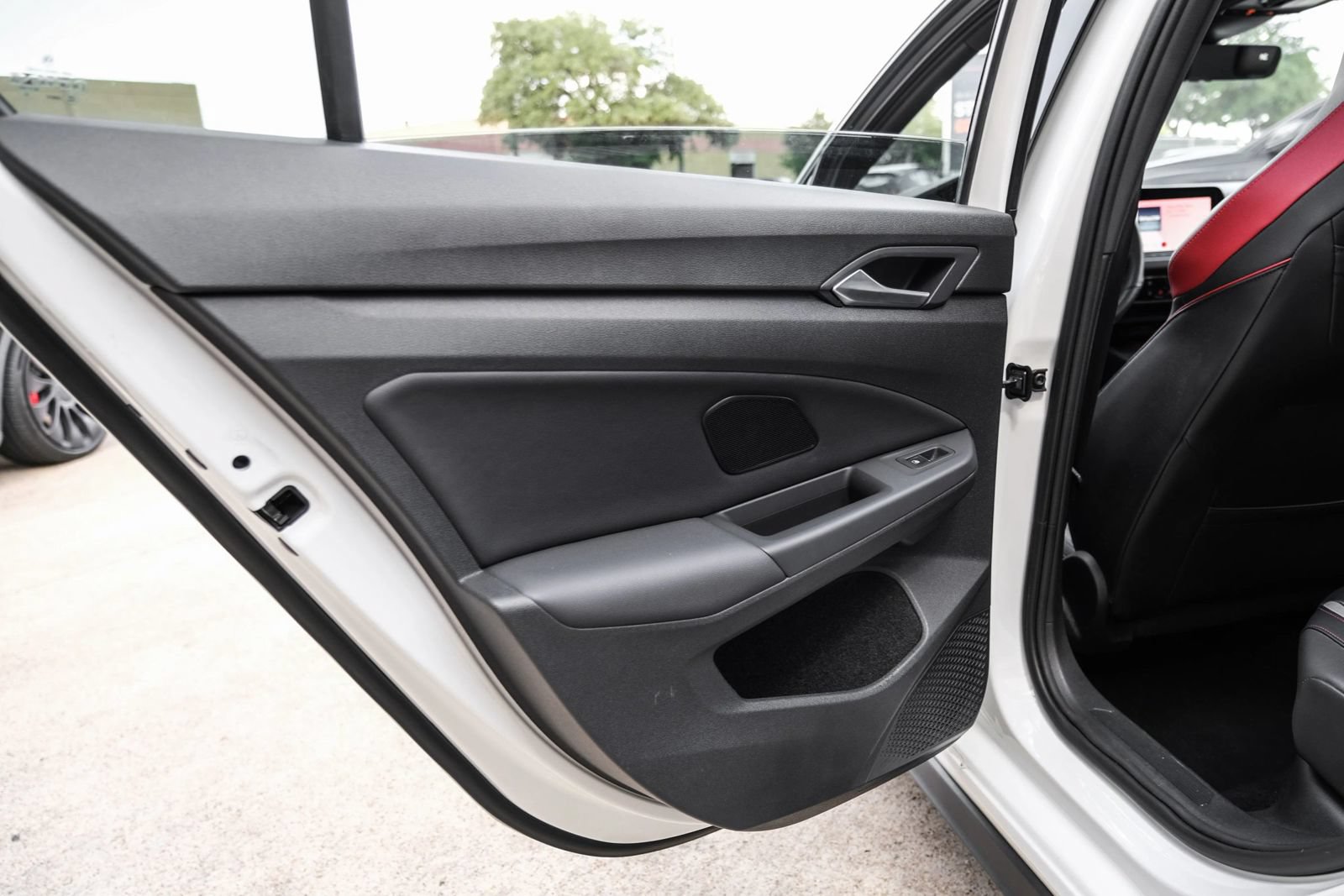Used 2022 Volkswagen GTI Autobahn FWD image 44