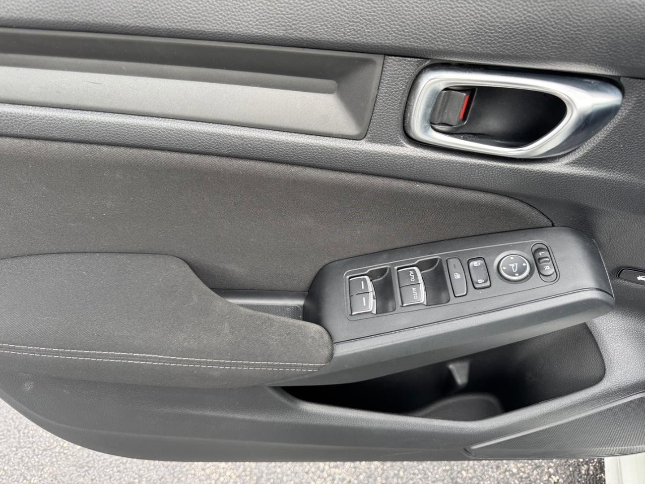 Certified 2022 Honda Civic Sport image 19