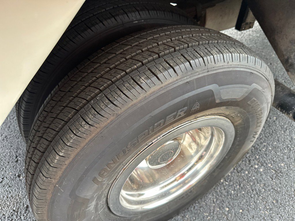 Used 1989 Ford F350 4x4 Regular Cab image 12