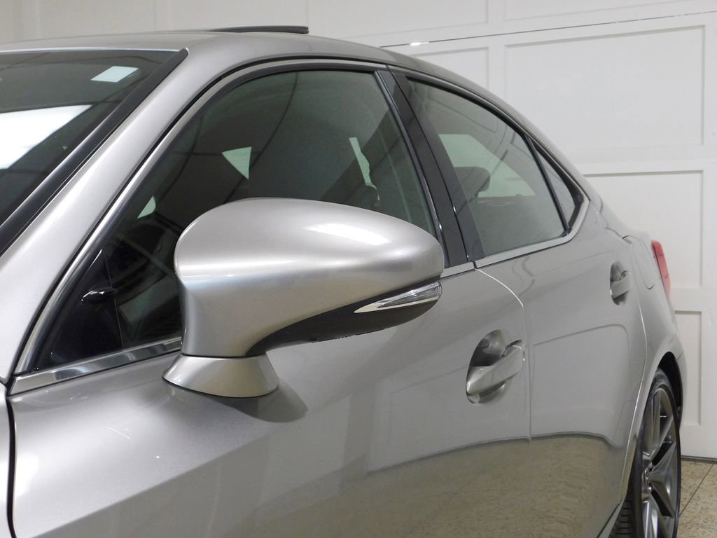Used 2018 Lexus IS 300 F Sport w/ F Sport Package image 21