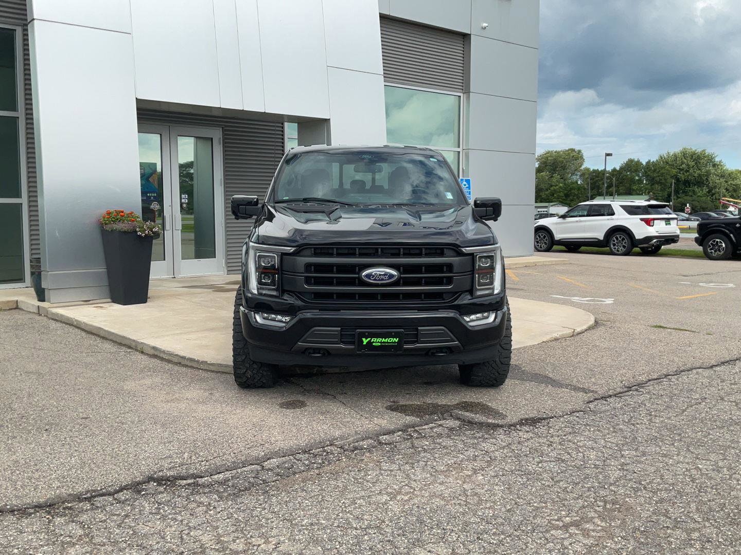 Used 2021 Ford F150 Lariat w/ Equipment Group 502A High image 9