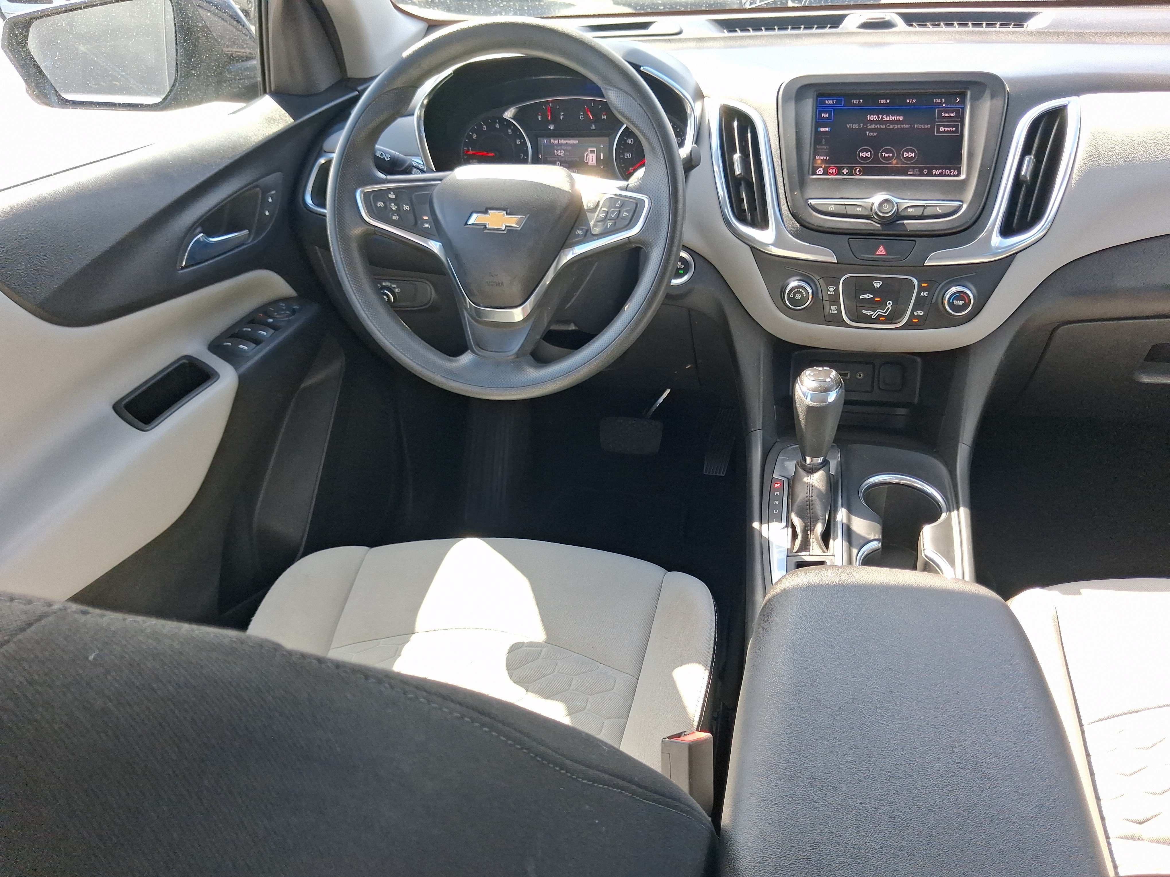 Used 2020 Chevrolet Equinox LT FWD image 24