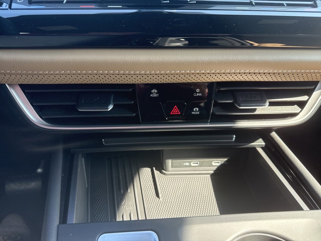 New 2026 Volkswagen Atlas Cross Sport SE image 21