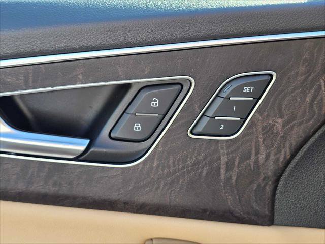Used 2023 Audi Q8 Premium w/ Convenience Package AWD/4WD image 24