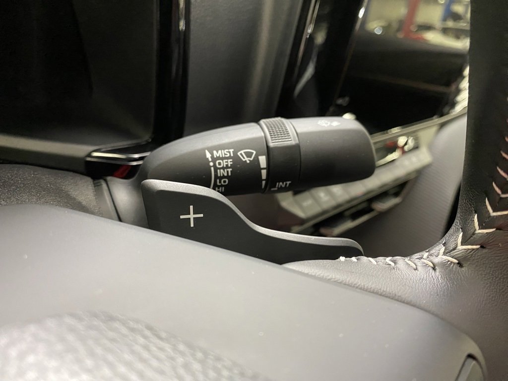 Used 2025 Toyota Camry Hybrid image 33