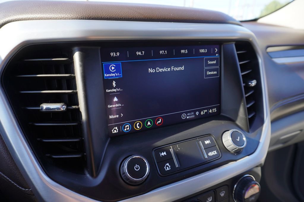 Used 2023 GMC Acadia SLT image 16