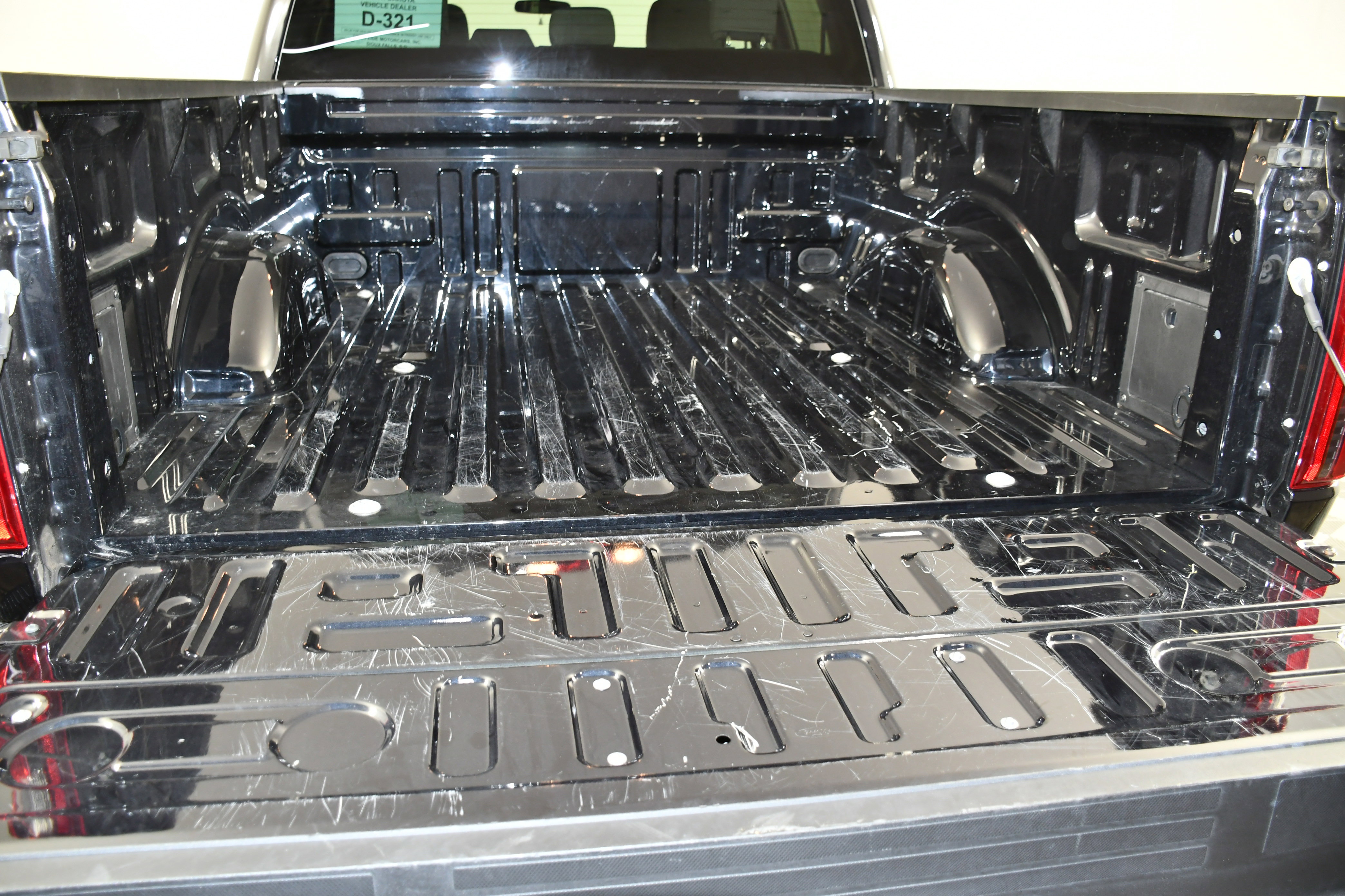 Used 2025 Ford F150 XLT w/ Equipment Group 301A Standard AWD/4WD image 51