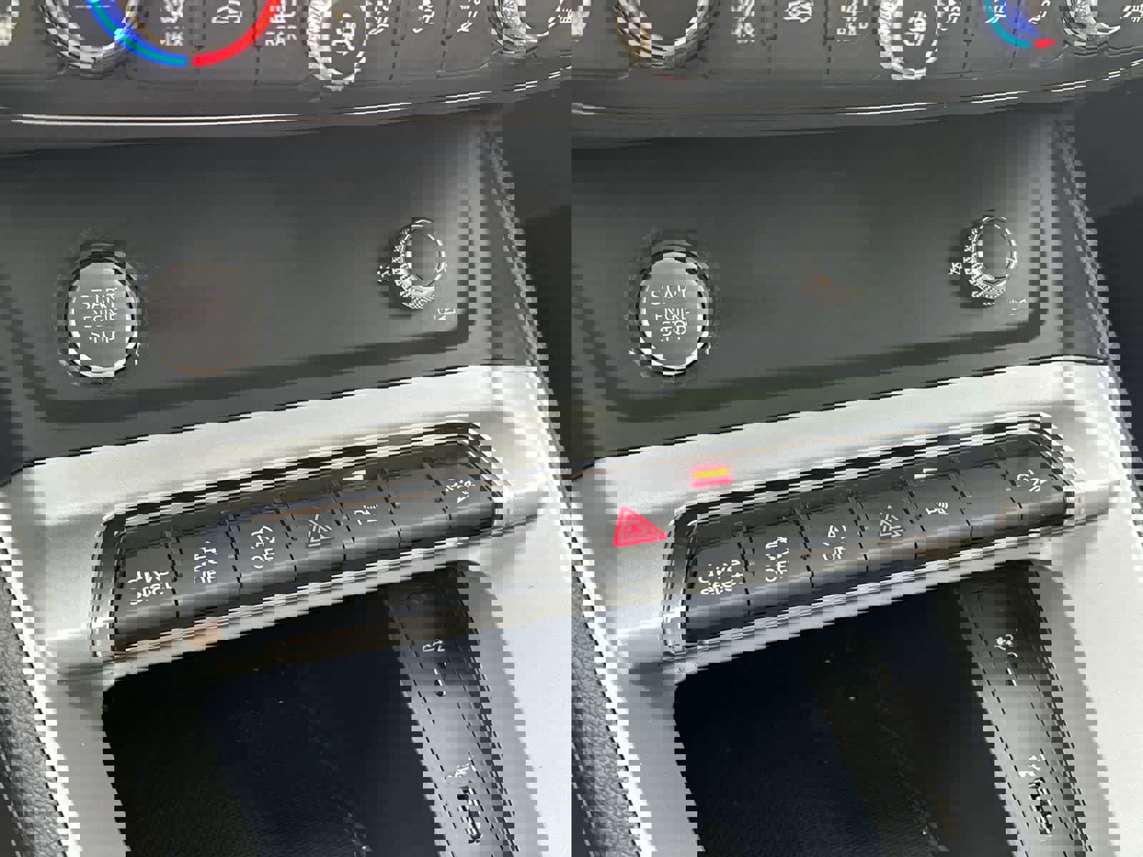 Used 2020 Audi Q3 2.0T Premium image 19