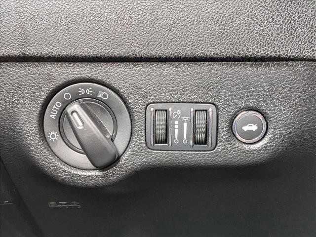 Used 2023 Dodge Charger SXT RWD image 15