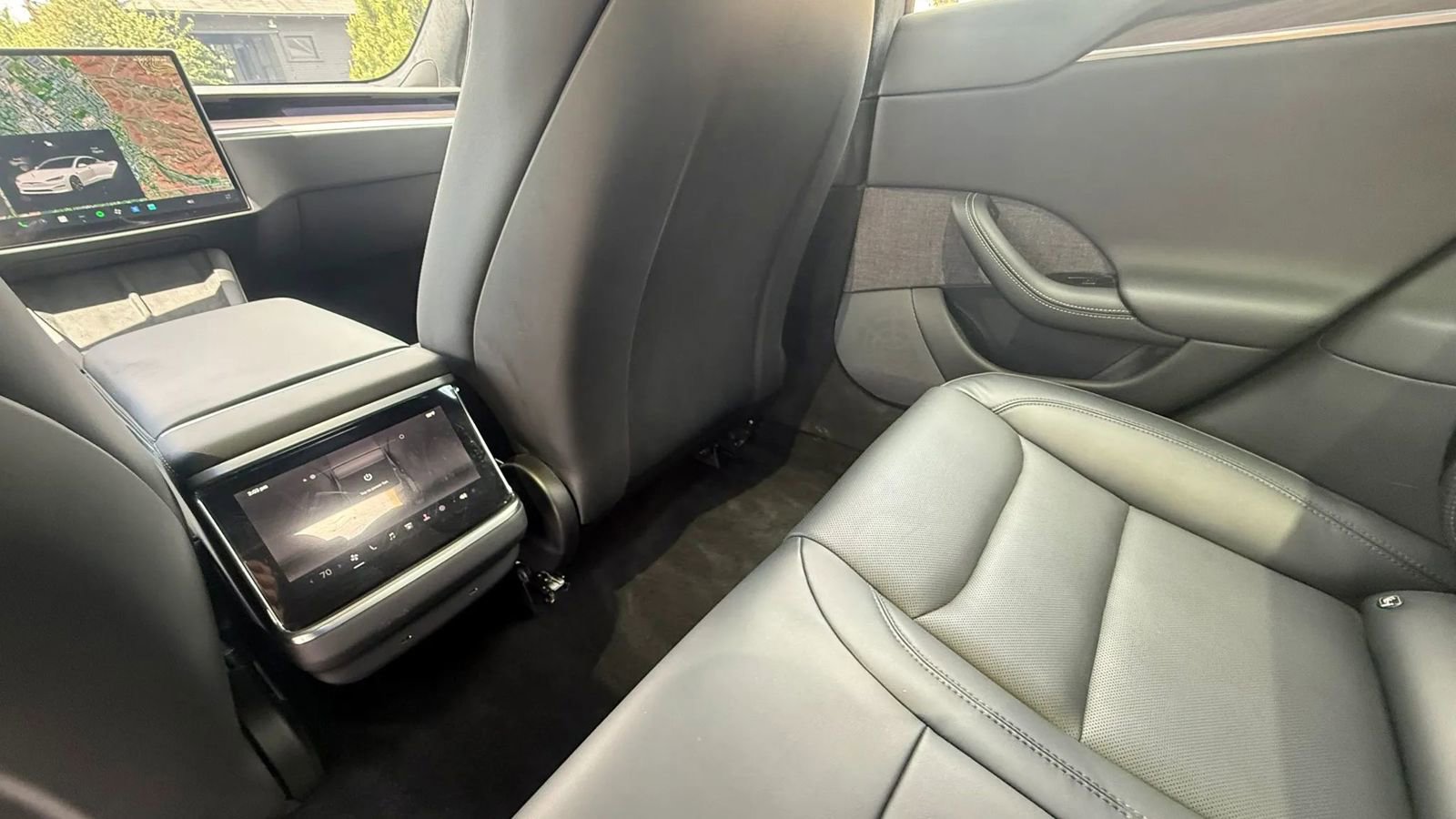 Used 2022 Tesla Model S Standard Range AWD/4WD image 10